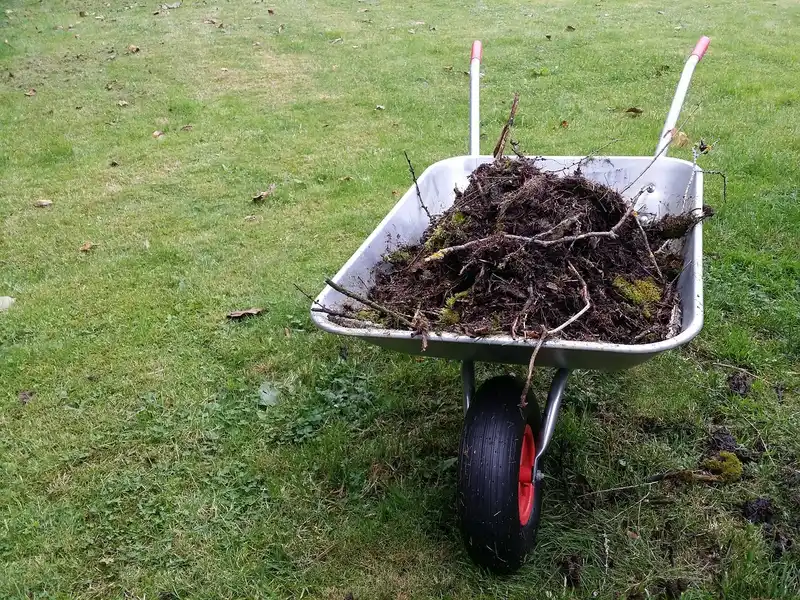 Wheelbarrow soil weight basics